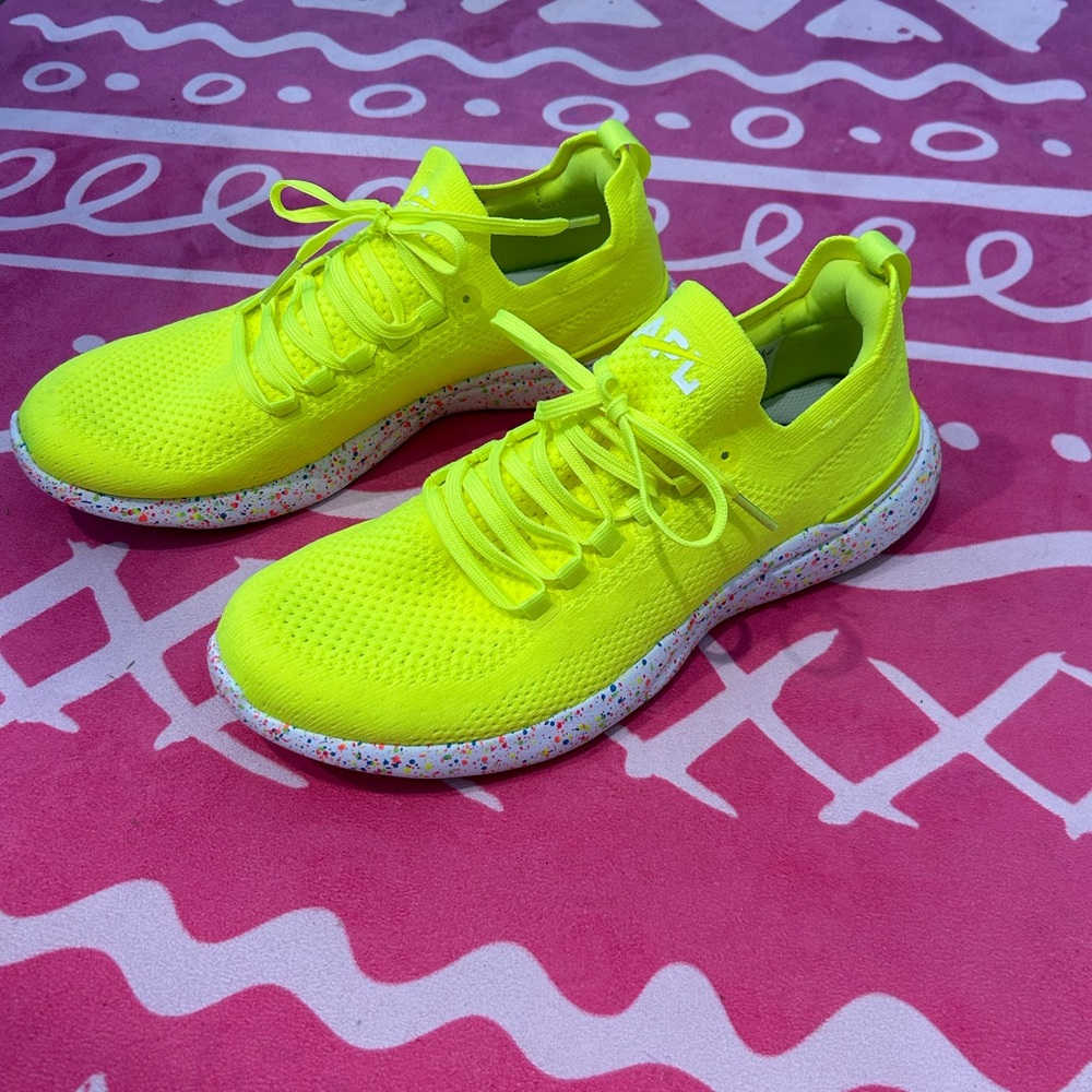 APL Techloom Sneakers Neon Yellow Size 7